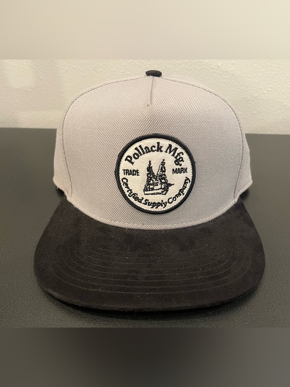 Pollack Mfg Two-Tone Snapback Hat in Light Gray & Black